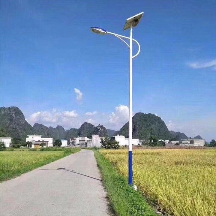 FT-SS002-6M 30W Solar Integrated LED Street Light In Urban Circumstance